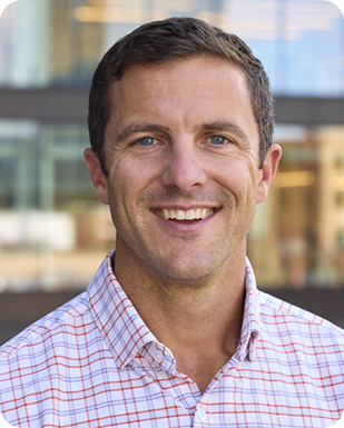 Headshot of Kevin Mullins