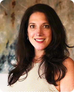 Headshot of Lindsey Unterberger